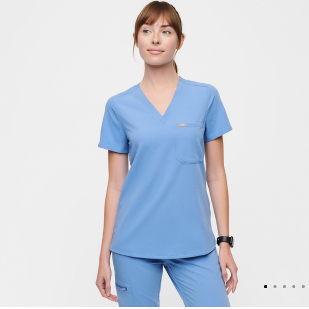 Figs Catarina one pocket scrub top ceil blue - medium